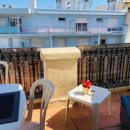 Au Cœur De Terrasse Ensoleillée 850 M Des Plages Appartement